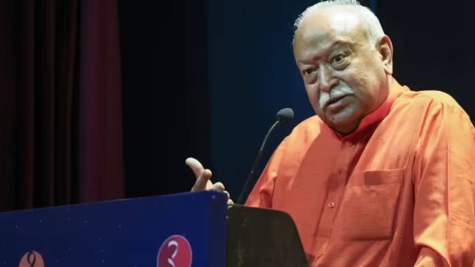 RSS Chief Mohan Bhagwat urges self-reliance, backs PM Modi amid US tariffs
