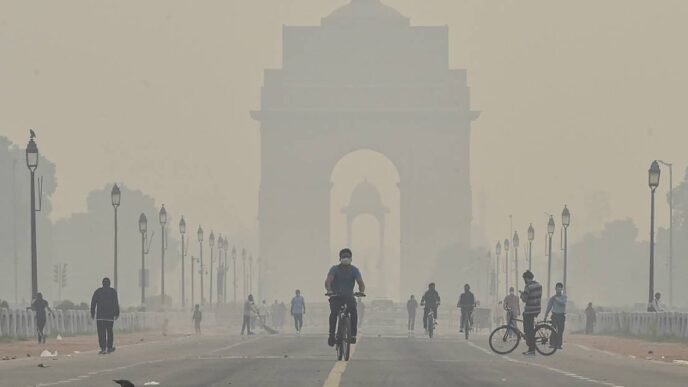 Delhi chokes again as air turns ‘Severe’ and temperature drops to 9.7°C