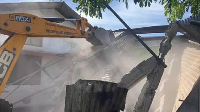 Eviction drive begins in Lutumari Reserved Forest, over 5,900 bighas cleared