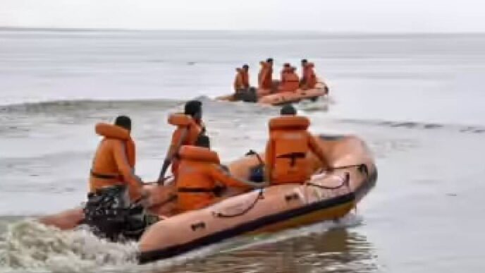 Five persons reported missing in Brahmaputra near Kharguli, search operations intensify