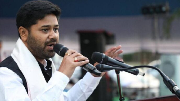 Opposition must build ‘real unity’ to challenge BJP in 2026, says AJP Chief Lurinjyoti Gogoi